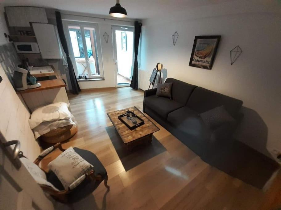 Latelier De Lola Villa เวอร์นอน ภายนอก รูปภาพ